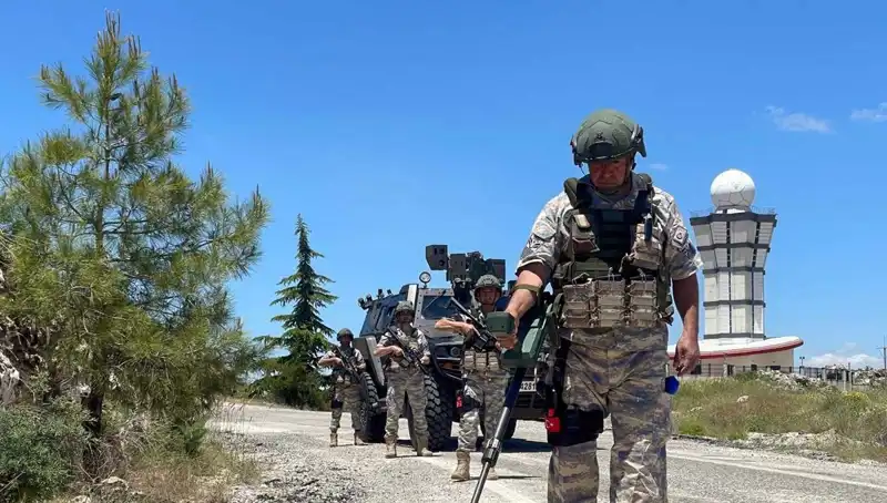 Bayramda Mehmetçiğin Nöbeti: Sınırda Vatan Savunmasında Görev Başında