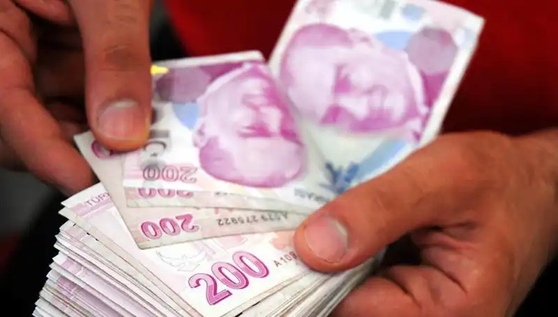 Bayram İkramiyesi Ödemeleri İçin Tarih Açıklandı: Ne Zaman Yatacak?