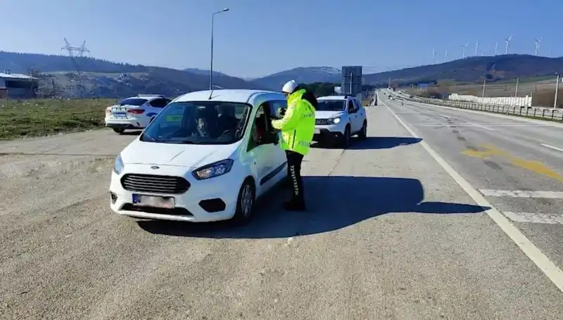 Son Bir Haftada Yarım Milyon Sürücüye Yazılan Ceza: Uyarılar Yetersiz mi?