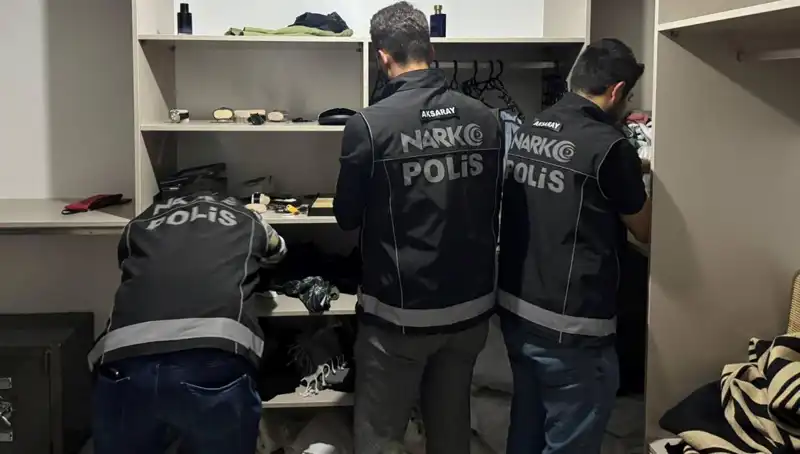 Uyuşturucu Operasyonunda F Serisi Dolarlarla Şok Gelişme!