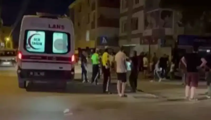 Alkollü Sürücü Dehşet Saçtı: Yayaları Kamyonetle Ezdi
