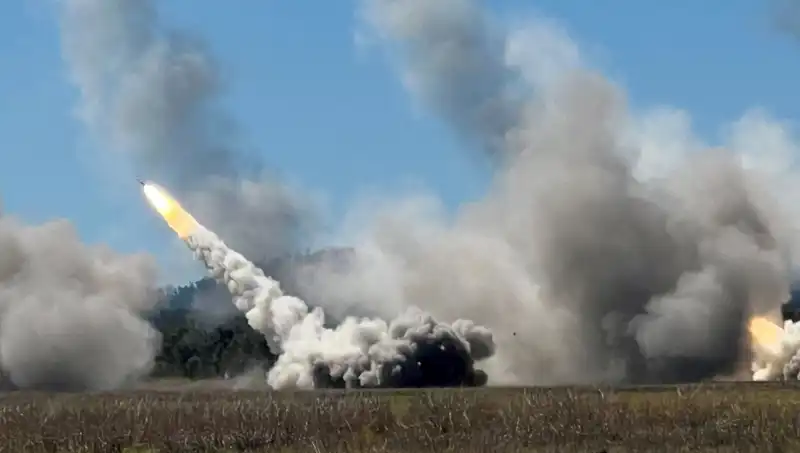 Avustralya'nın En Büyük Askeri Tatbikatında HIMARS Atışı Yapıldı: Eşsiz Bir Deneyim