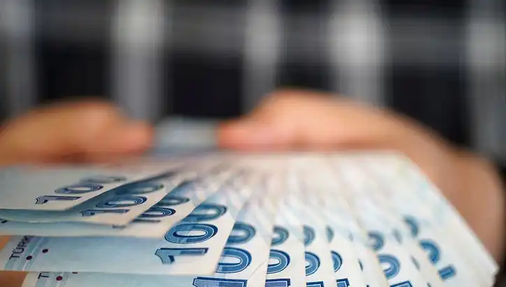 Emekli Promosyonu Temmuz 2025: Kamu ve Özel Bankalar Hangi Miktarları Sunuyor?