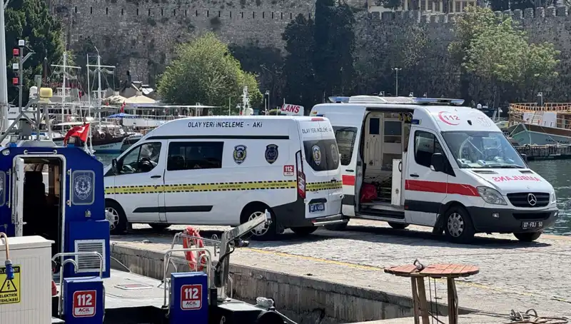 Antalya'da Denizde Bulunan Erkek Cesedi, Sırlarıyla Korkuttu