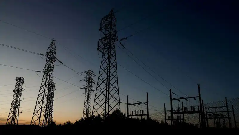 İzmir'de Birçok İlçeyi Etkileyen Elektrik Kesintileri: Nedenleri ve Çözümleri