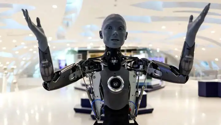 Hayal Gücünün Sınırlarını Zorlayan Yamyam Robot İcadı