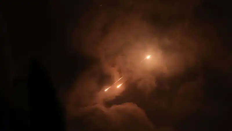 İran’ın Gece Saldırılarındaki Gizli Strateji ve Füzelerin Ateşlenme Saatleri