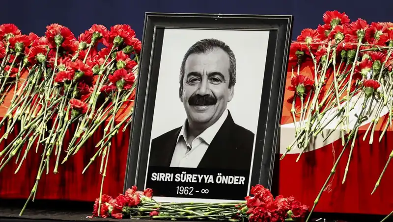 Meclis’te Sırrı Süreyya Önder Anması: Siyasi Hayatında İz Bırakan Anahtar Noktalar