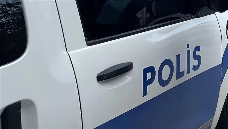 Çatıda Bebeğiyle Birlikte Yaşayan Anne Tutuklandı: Trajik Olayın Ayrıntıları