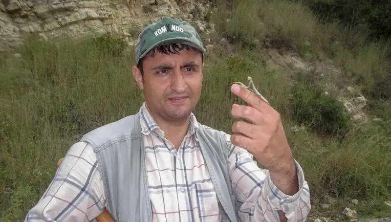Yeni Keşfettiği Böcek Türüne Eşinin İsmini Vermesi Tartışma Yarattı