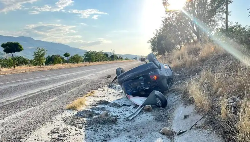 Adıyaman'da Otomobil Takla Attı: Olayda Şans Eşlik Etti!