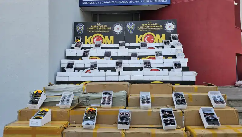 Adana'da 12 Bin Kaçak Güneş Gözlüğü Yakalandı: Şok Detaylar Ortaya Çıktı
