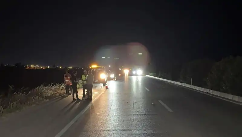 Adana’da Üç Araçlık Zincirleme Trafik Kazası: Korku Dolu Anlar Yaşandı
