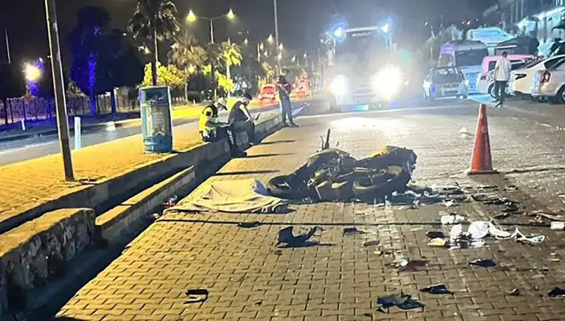 Alanya'da Meydana Gelen Motosiklet Kazası: Hayatları Değiştiren Anlar