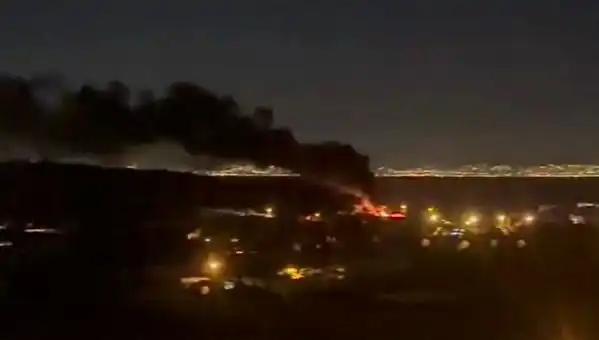 Yalova'da Depoda Yangın: İtfaiyeci Dumandan Etkilendi, Olay Yerinde Panik!