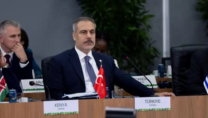 Bakan Fidan BRICS Zirvesi'nde Yapay Zeka Hakkında Kritik Uyarılarda Bulundu