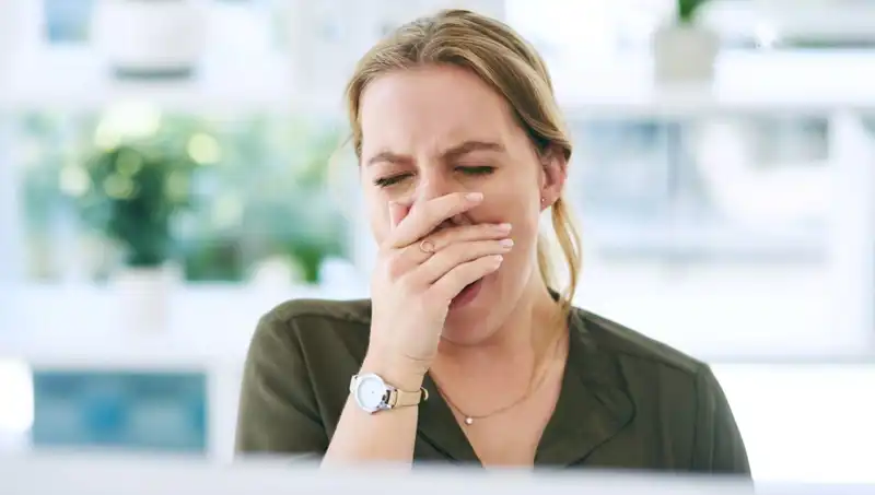 Beslenme Eksikliği Belirtileri: Vücudunuz Size Ne Anlatıyor?