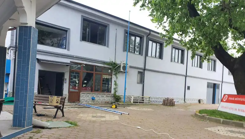 Tabela Takarken 3 Metreden Düşen İşçi Hayata Döndü