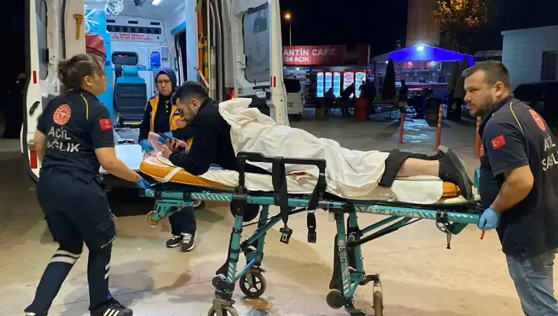 Kavga Eden Çiftçi Uyardı, Bacağından Bıçaklı Saldırıya Uğradı!